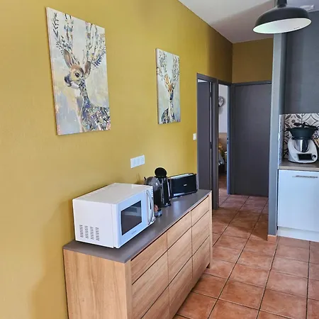 Au Detour Du Puy Maison Avec Piscine Interieure A 15 Mn Puy Du Fou *