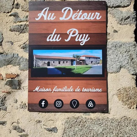 Au Detour Du Puy Maison Avec Piscine Interieure A 15 Mn Puy Du Fou 別荘