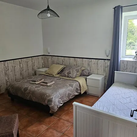 Vakantiehuis Au Detour Du Puy Maison Avec Piscine Interieure A 15 Mn Puy Du Fou