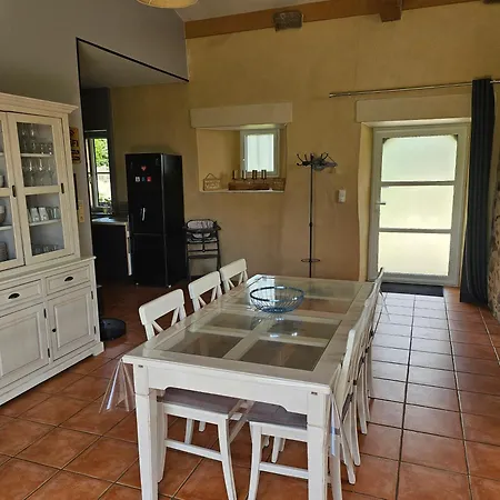 Au Detour Du Puy Maison Avec Piscine Interieure A 15 Mn Puy Du Fou Vakantiehuis