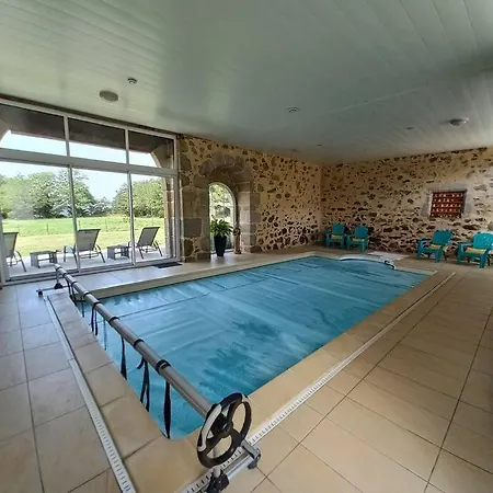 Vakantiehuis Au Detour Du Puy Maison Avec Piscine Interieure A 15 Mn Puy Du Fou